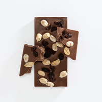 Milk Chocolate Bar 50g Peanut & Raisin