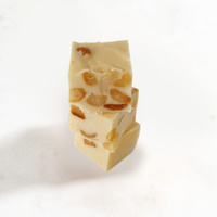White Ginger Macadamia 130g Fudge