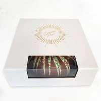 Medium Rocky Road Dark Chocolate Wreath 700g